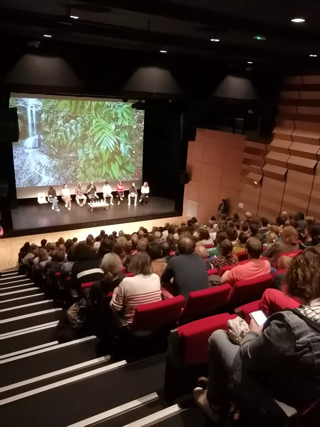 Film débat Frère des arbres Mundiya Kepnaga Bernay