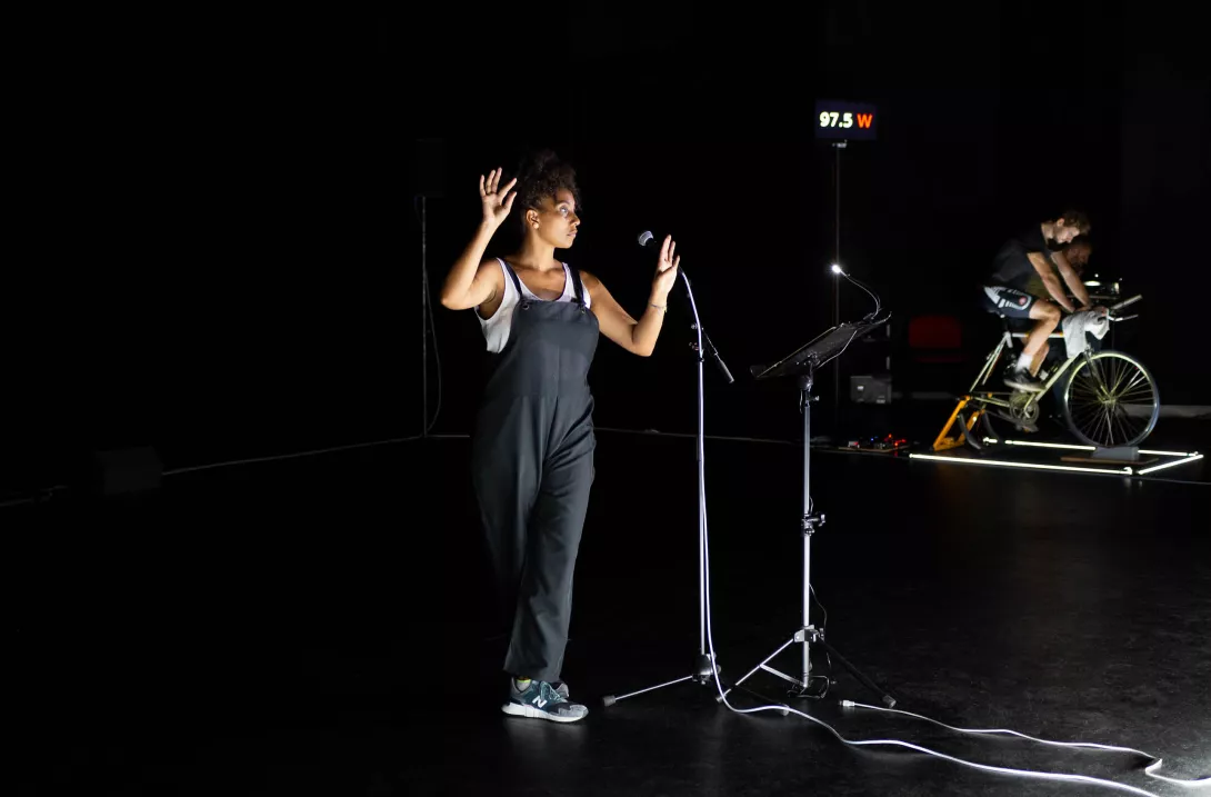 Une pièce pour les vivant·e·x·s en temps d’extinction, de Katie Mitchell © Claudia Ndebele