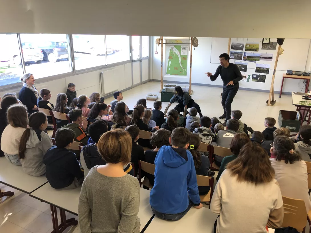 © SNCC - Conférence spectacle Sur la piste du Grenome
